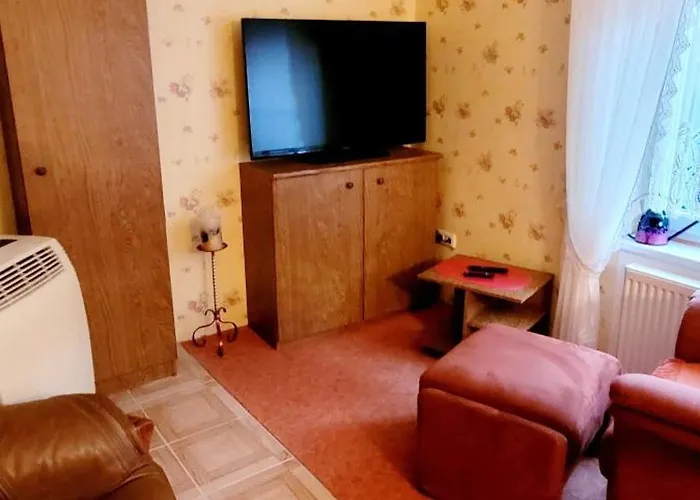 In Petze 아파트 *